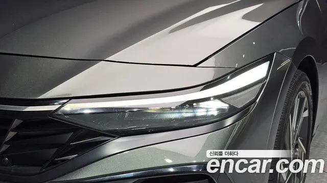 Hyundai Avante — фото 22