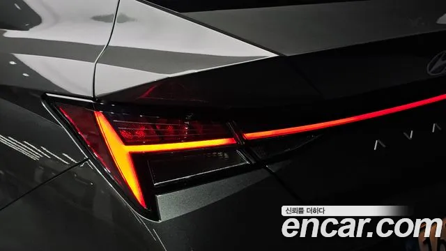 Hyundai Avante — фото 23