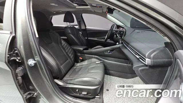 Hyundai Avante — фото 26
