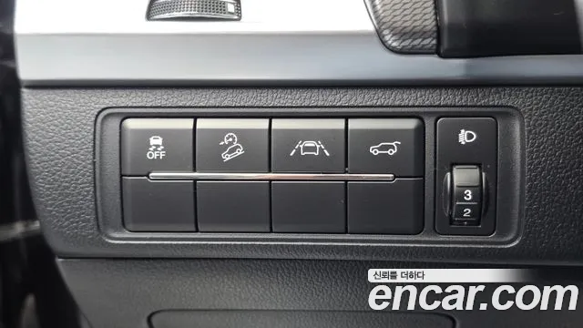 KG_Mobility_Ssangyong Rexton — фото 19