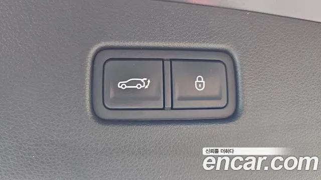 Genesis GV70 — фото 18