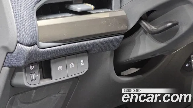 Kia EV3 — фото 12