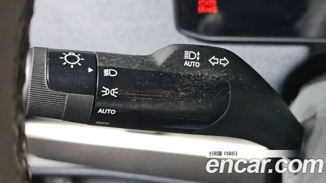 Kia EV3 — фото 30
