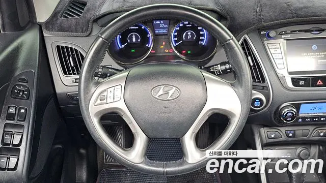 Hyundai Tucson — фото 14