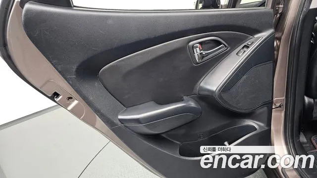Hyundai Tucson — фото 25