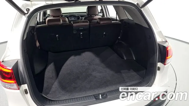 Kia Sorento — фото 31