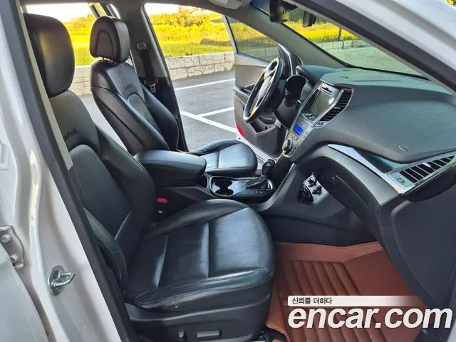 Hyundai Santa Fe — фото 17