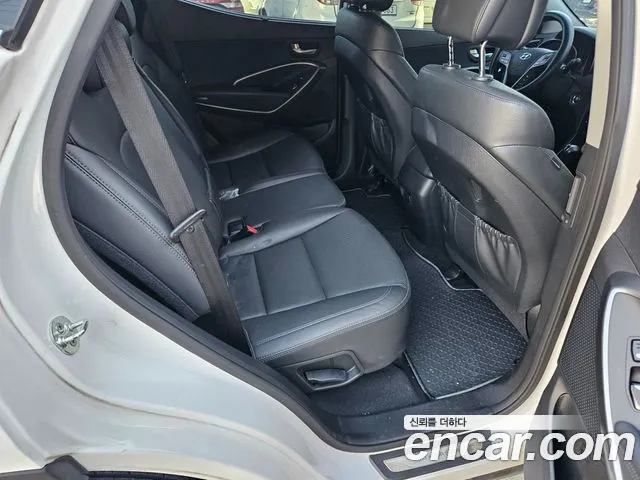 Hyundai Santa Fe — фото 10