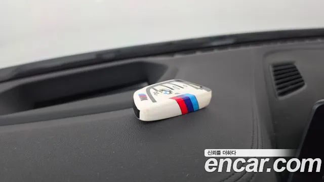 BMW 5-Series — фото 15