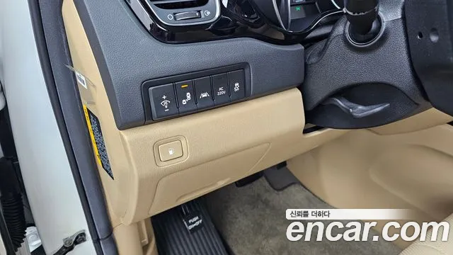 Kia Carnival — фото 16