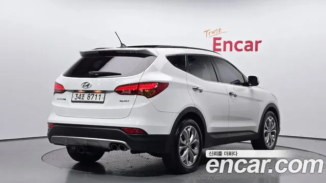 Hyundai Santa Fe — фото 1