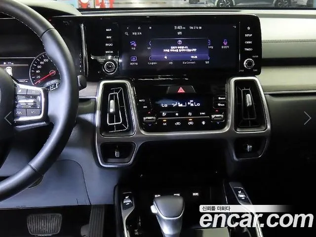 Kia Sorento — фото 11