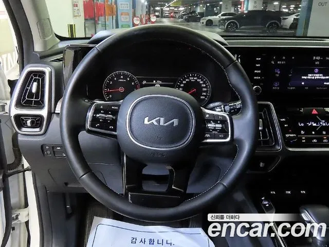 Kia Sorento — фото 8