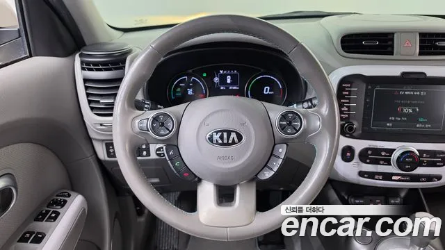 Kia Soul — фото 12