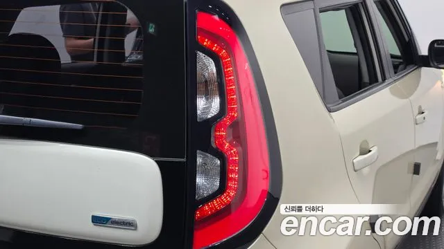 Kia Soul — фото 24