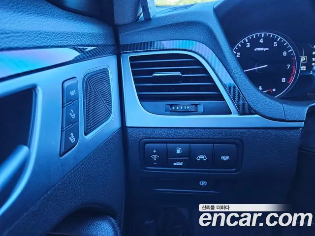 Hyundai Genesis — фото 16