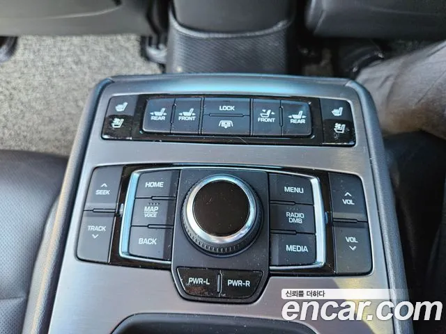 Hyundai Genesis — фото 19