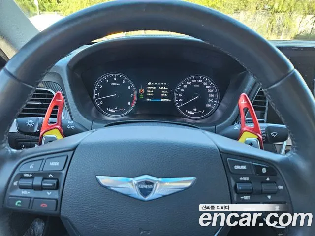 Hyundai Genesis — фото 8