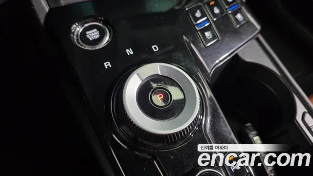 Kia Sportage — фото 9