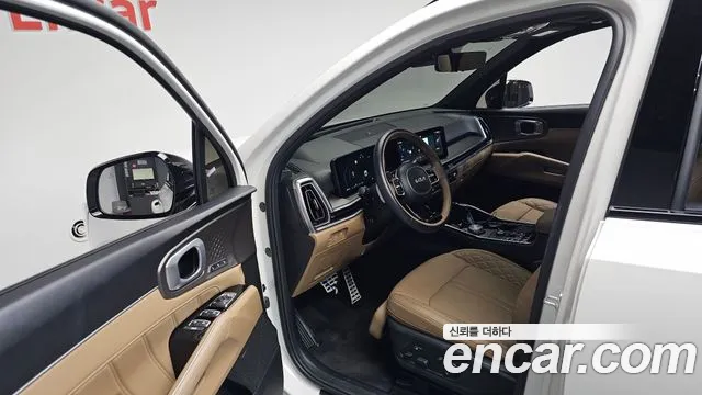 Kia Sorento — фото 9