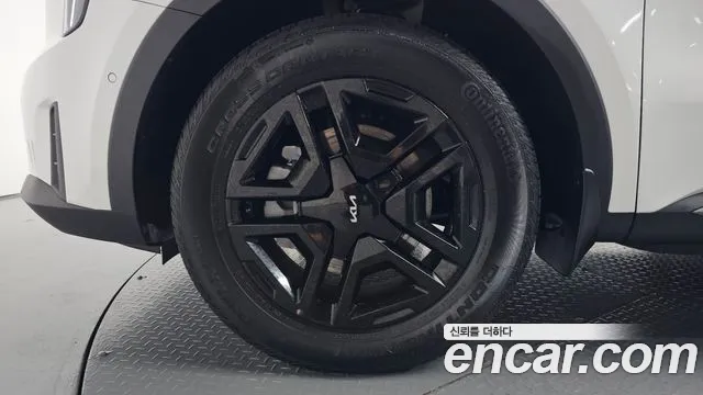 Kia Sorento — фото 4