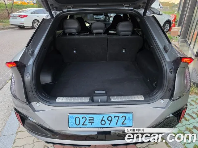 Kia EV6 — фото 7