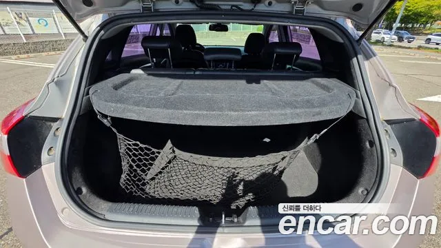 Hyundai i30 — фото 16