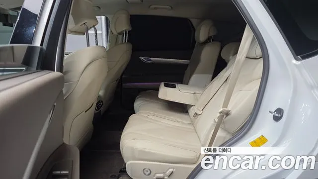 Genesis GV80 — фото 12