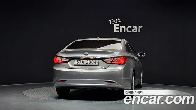 Hyundai Sonata — фото 4