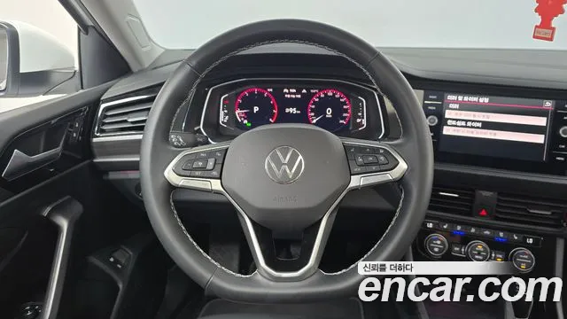 Volkswagen Jetta — фото 13