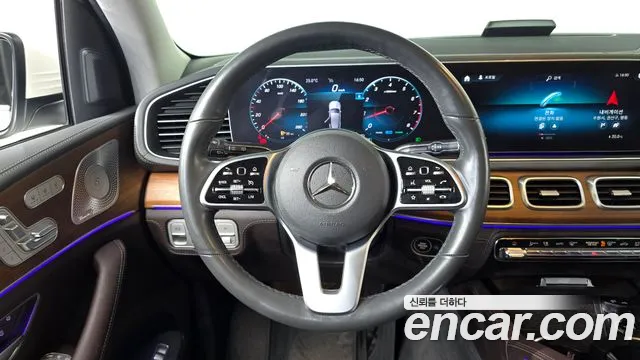 Mercedes-Benz GLE-Class — фото 13