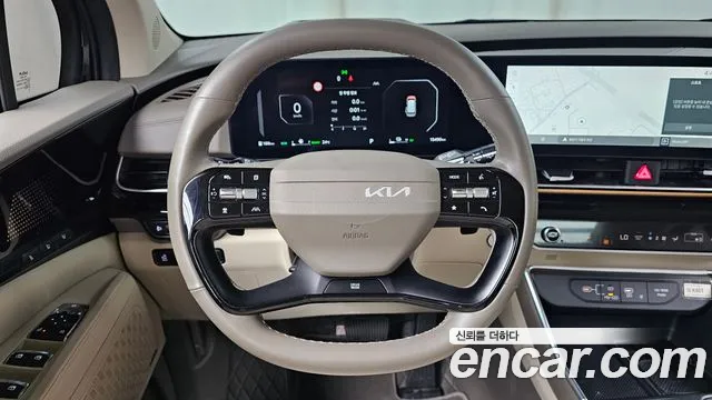 Kia Carnival — фото 12