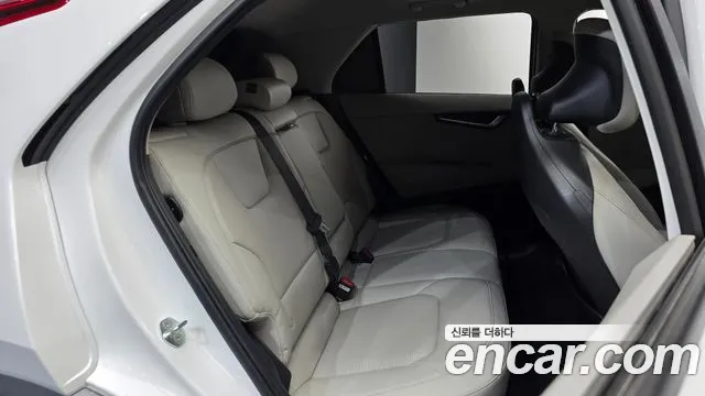 Kia Niro — фото 11
