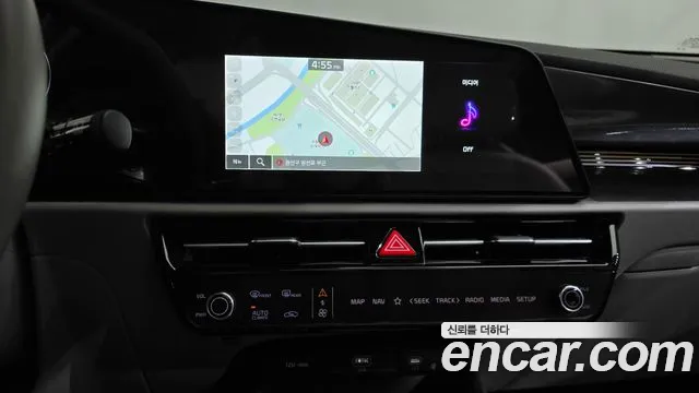 Kia Niro — фото 12