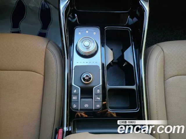 Kia Sorento — фото 9