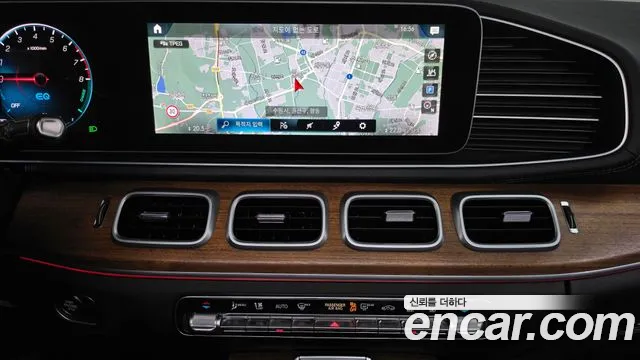 Mercedes-Benz GLE-Class — фото 12