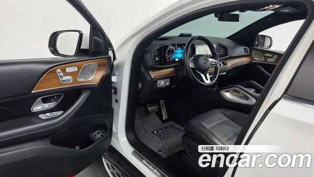 Mercedes-Benz GLE-Class — фото 10