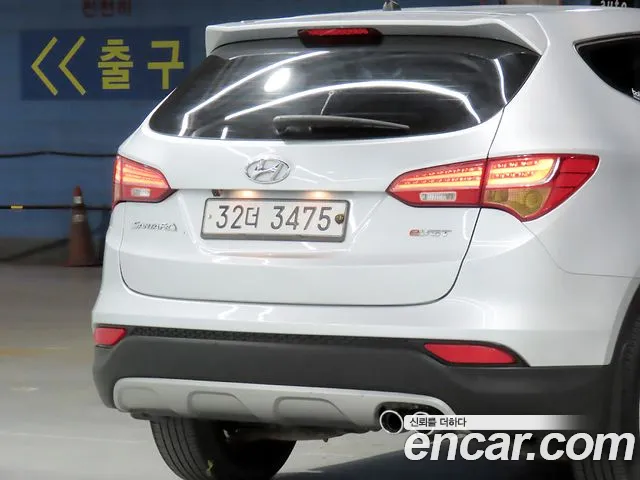 Hyundai Santa Fe — фото 19