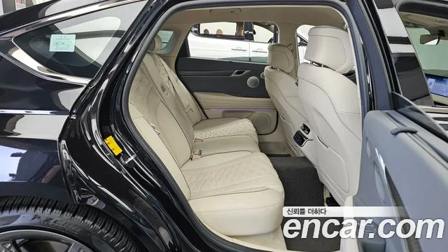 Genesis G80 — фото 12