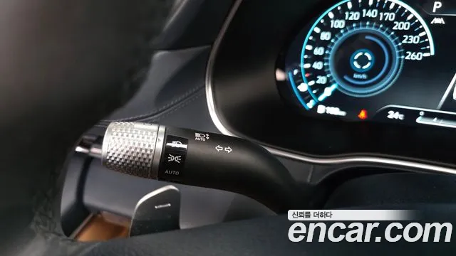 Genesis GV80 — фото 30