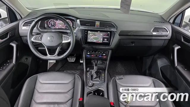 Volkswagen Tiguan — фото 6