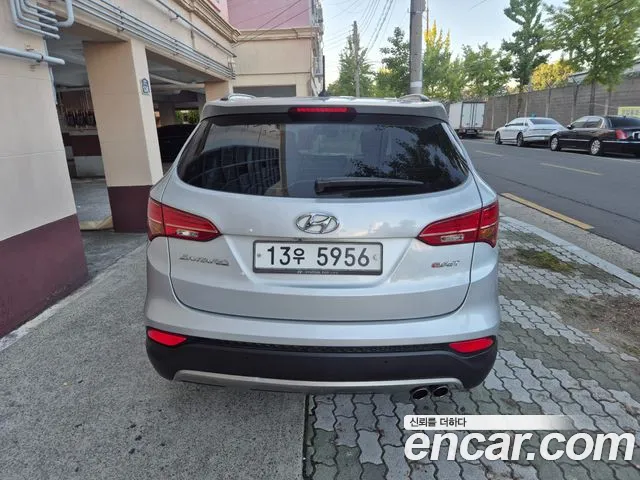 Hyundai Santa Fe — фото 5