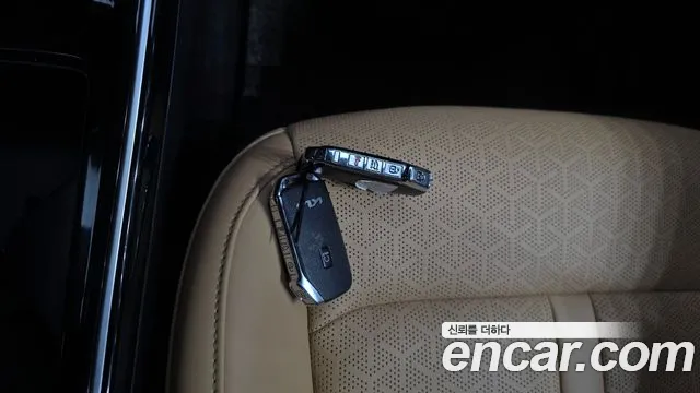 Kia Sorento — фото 15