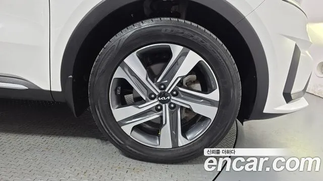 Kia Sorento — фото 21