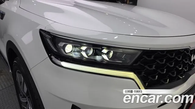 Kia Sorento — фото 22