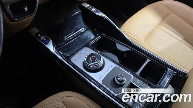 Kia Sorento — фото 9