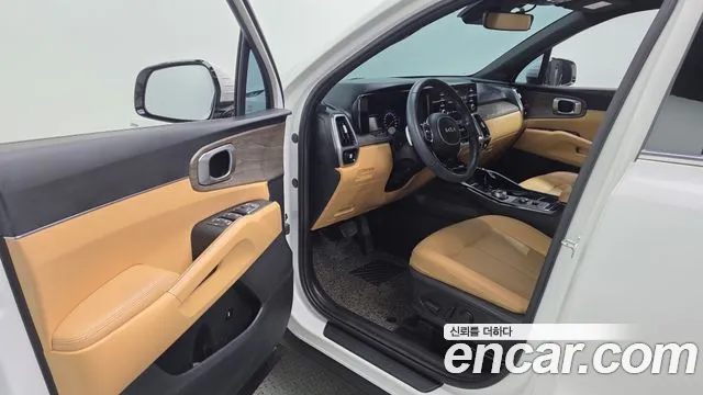 Kia Sorento — фото 10