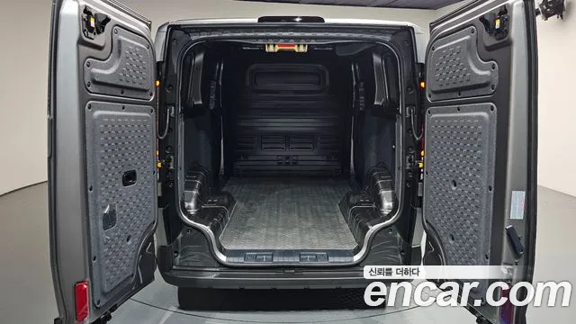 Kia PV5 — фото 33