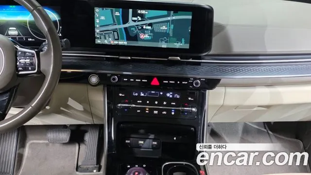 Kia Carnival — фото 14
