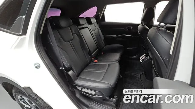 Kia Sorento — фото 12